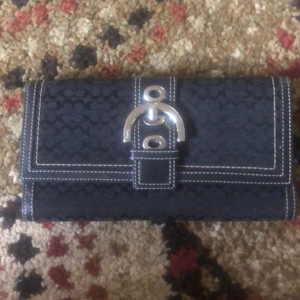 Coach blk envelope wallet